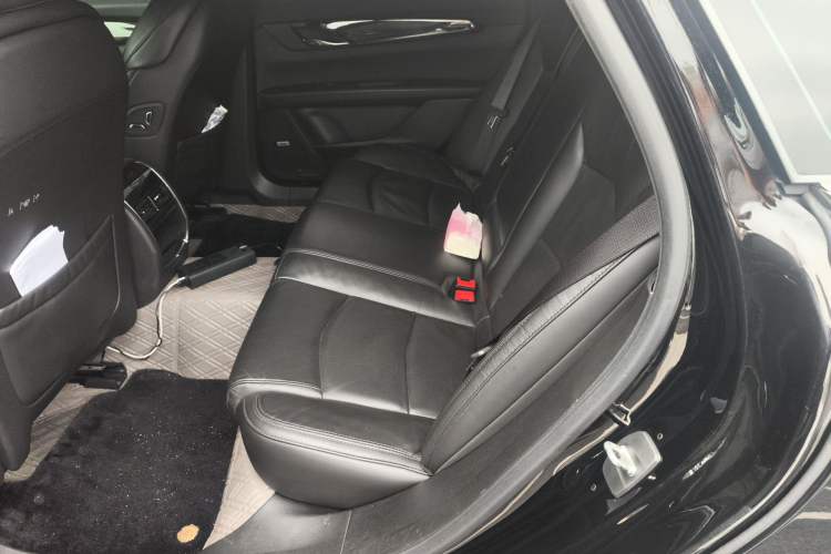 Used Cadillac CT6 2022 28T Luxury Edition Left Rear Seat