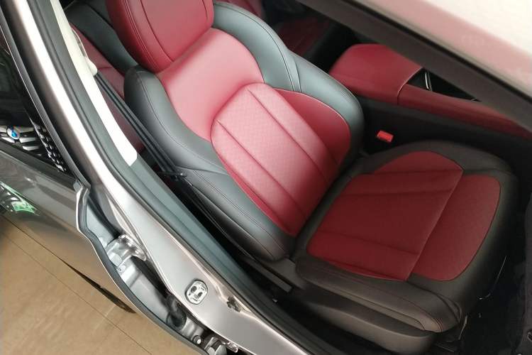 Used Dongfeng Aeolus AX7 2021 PRO 1.6T Automatic Smart Edition Right Front Seat