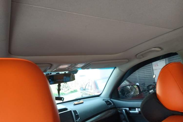 Used Kia Sorento 2013 2.4L 5-Seater Gasoline Comfort Version China IV Standard
