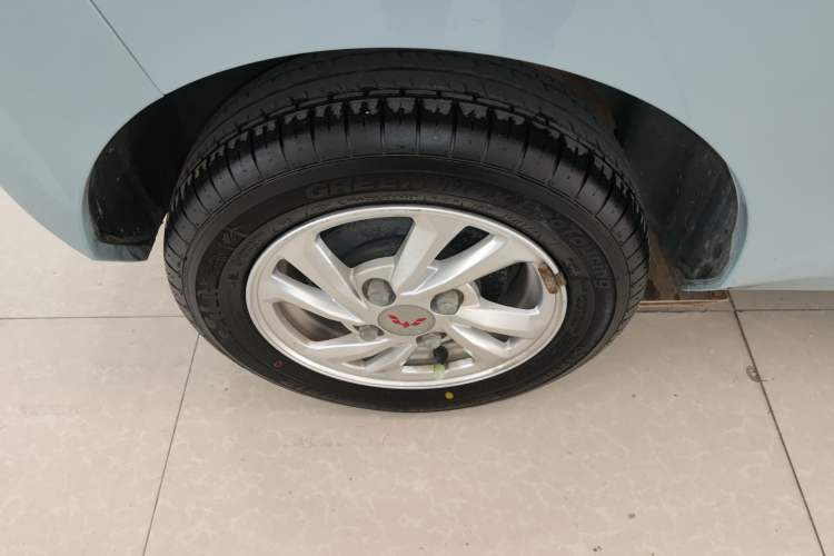 Used Wuling Hongguang MINIEV 2020 Freedom Version Lithium Iron Phosphate Right Rear Wheel Hub