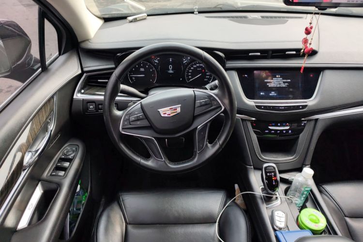 Used Cadillac XT5 2018 25T Luxury Model
