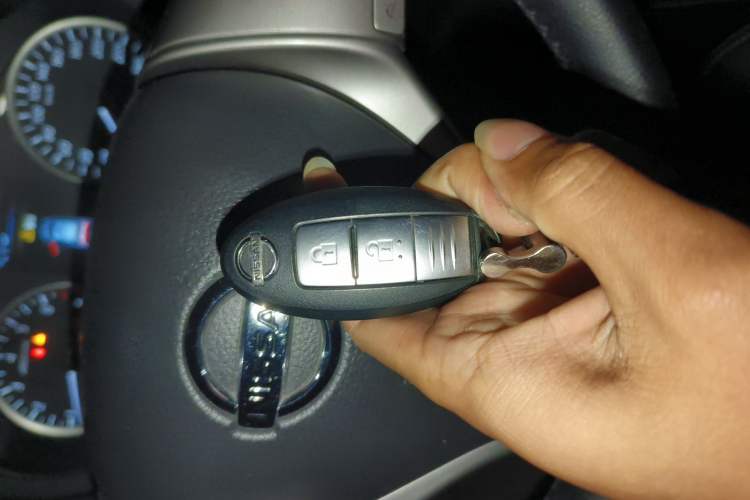 Used Nissan Tiida 2019 1.6L CVT Smart Drive Version China V Standard Vehicle Key