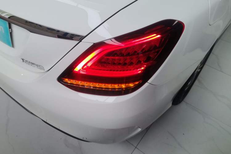 Used Mercedes-Benz C-Class 2021 C 200 L Fashion Edition Sport Version Right Rear Taillight