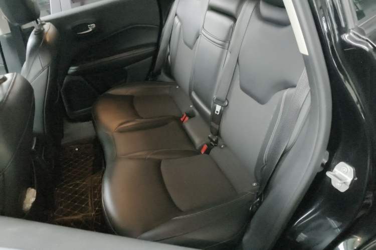 Used Jeep Compass 2019 220T Automatic Enjoyment Version