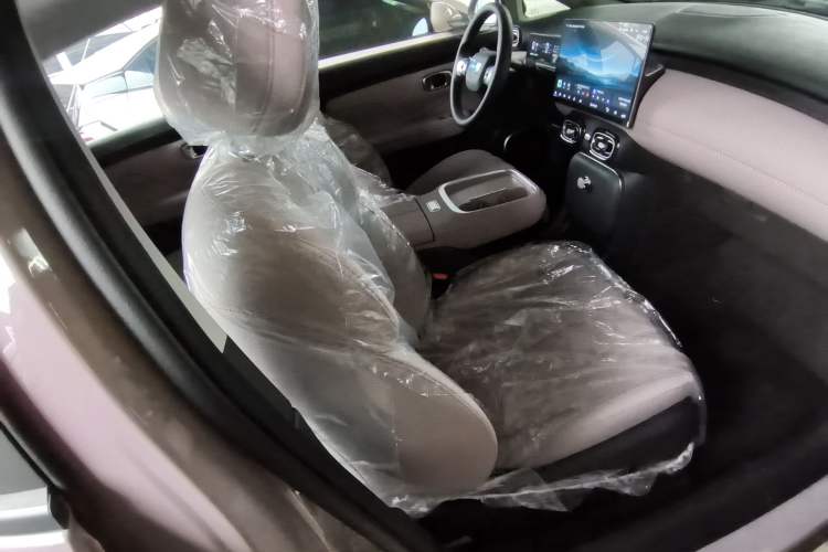 Used AION UT 2025 330 Starlight Edition
