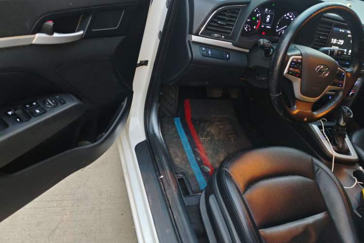 Used Hyundai Elantra (6th Generation / Lingdong) 2016 1.6L Automatic ZhiXuan – Elite Version
