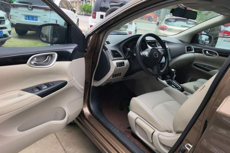 Used Nissan Sylphy 2016 1.6 XL CVT Luxury Edition Driver Seat