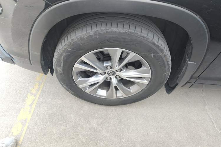 Used Toyota Highlander 2017 2.0T Two-Wheel Drive Elite Edition 5 Seats
