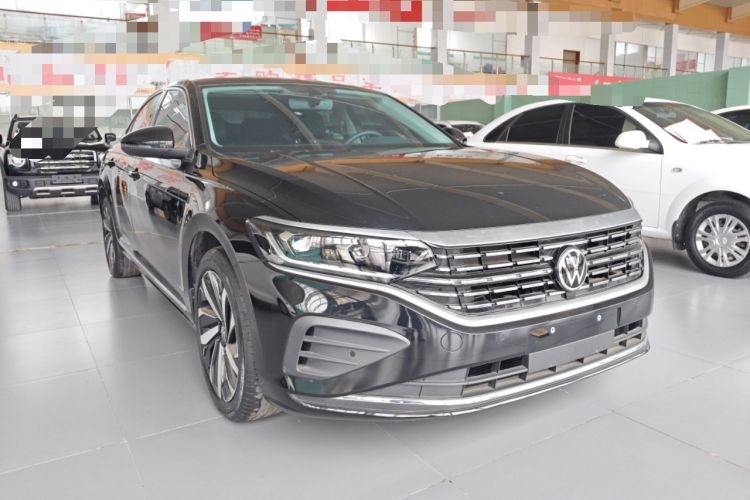 Used Volkswagen Passat 2024 330TSI Elite Edition Front Right 45 Deg