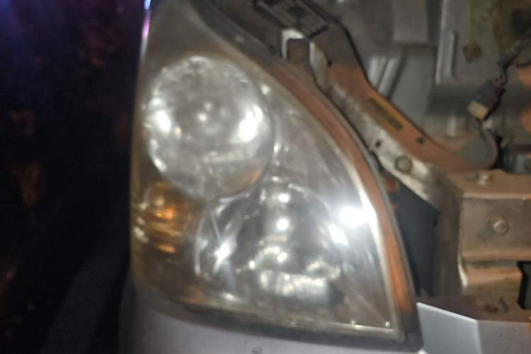 Used Wuling Rongguang 2011 1.2L Base Version Right Front Headlight
