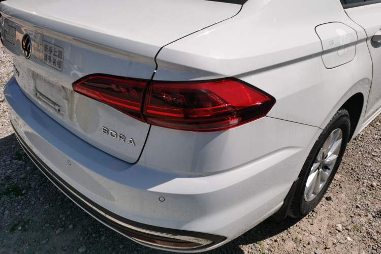 Used Volkswagen Bora 2023 1.5L Automatic Changer Limited Edition Right Rear Taillight