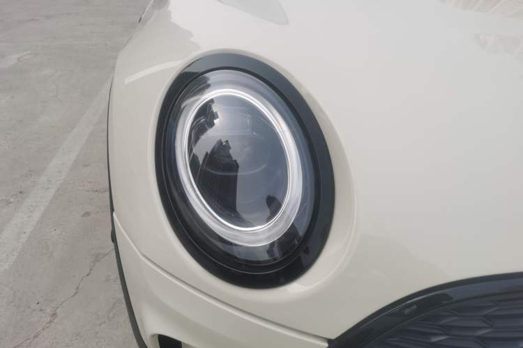 Used MINI Clubman 2021 2.0T COOPER S Right Front Headlight