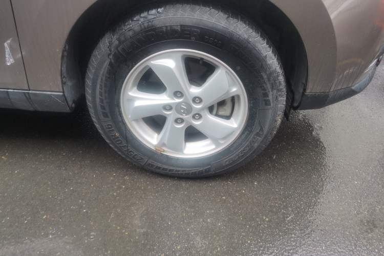 Used Hyundai ix35 2012 2.0L Manual Two-Wheel Drive New Edition GL
