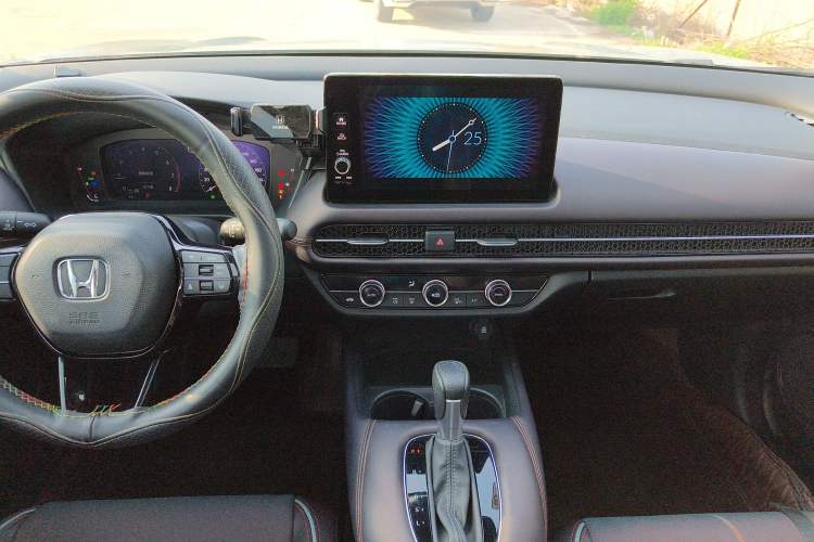 Used Honda ZR-V 2022 1.5T CVT Luxury Edition Audio And AC Panel