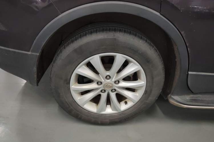 Used Buick Envision 2016 28T Four-Wheel Drive Elite Version Right Rear Wheel Hub
