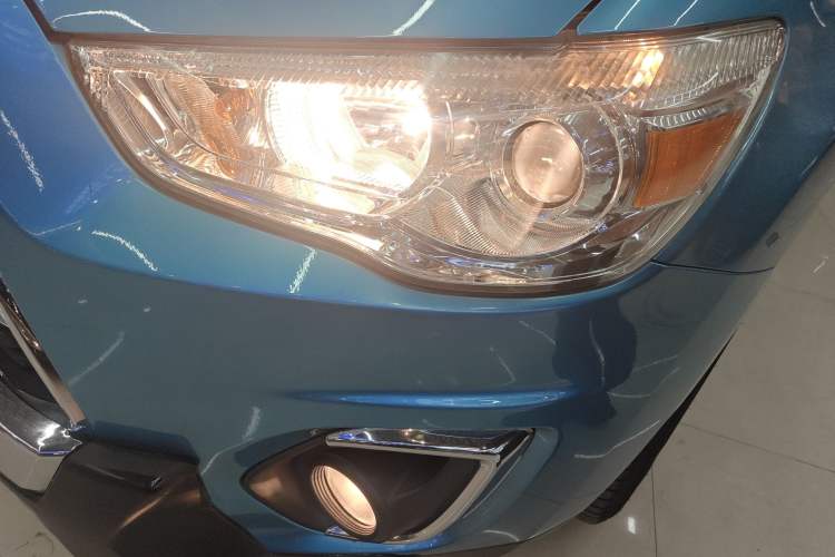 Used Mitsubishi ASX 2013 2.0L CVT Two-Wheel Drive Elite Edition