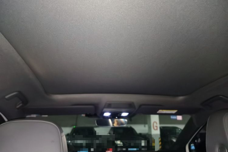 Used Volkswagen ID.4 CROZZ 2021 Long-Range PRO Two-Wheel Drive Version Headliner