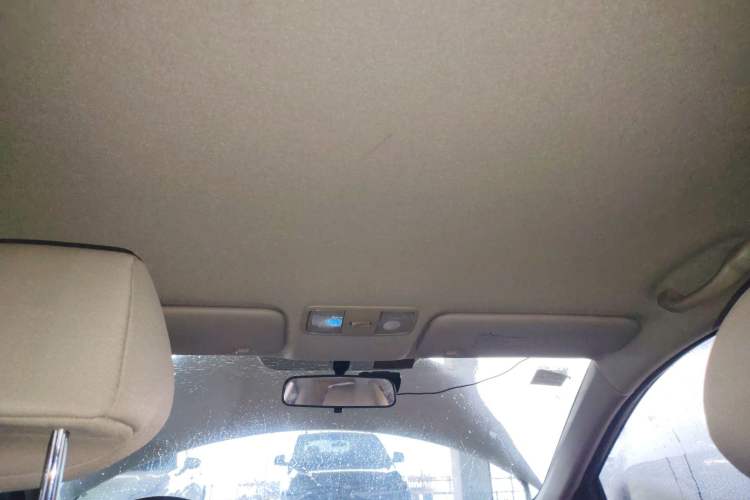 Used Hyundai Verna (older generation) 2014 1.4L Manual Smart GLS Trim