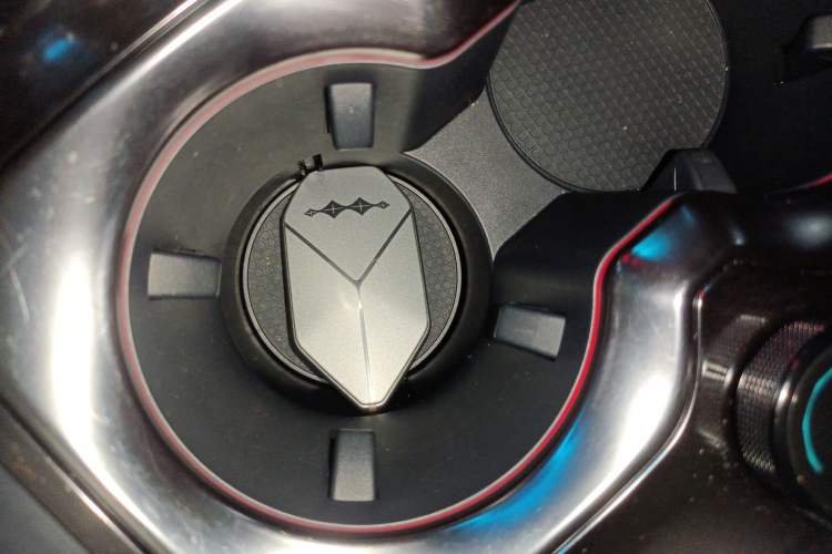 Used Formula Leopard Leopard 5 2023 Navigator Edition
