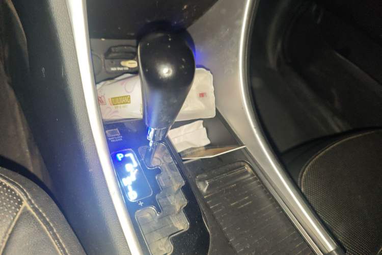 Used Hyundai Sonata 2013 2.0L Automatic Luxury Edition