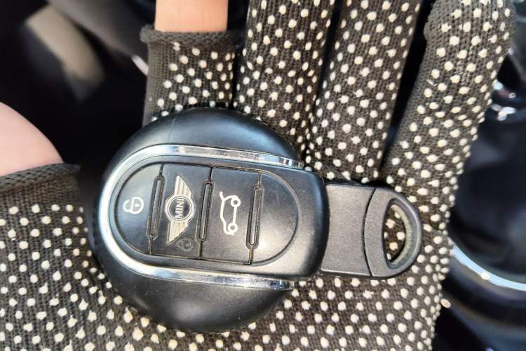 Used MINI Clubman 2016 1.5T COOPER Connoisseur Edition