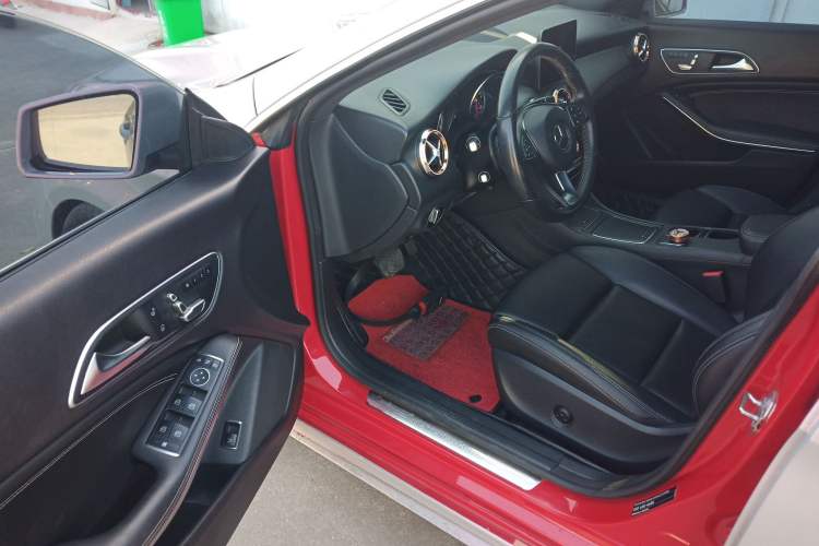 Used Mercedes-Benz CLA 2017 Facelifted CLA 200 Stylish Edition