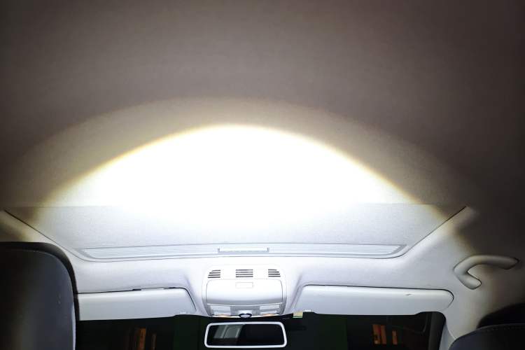 Used Volkswagen Magotan 2012 Revised 1.8TSI Luxury Version