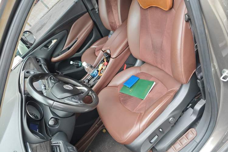 Used Buick Envision 2017 28T Four-Wheel Drive Elite Model Left Front Seat