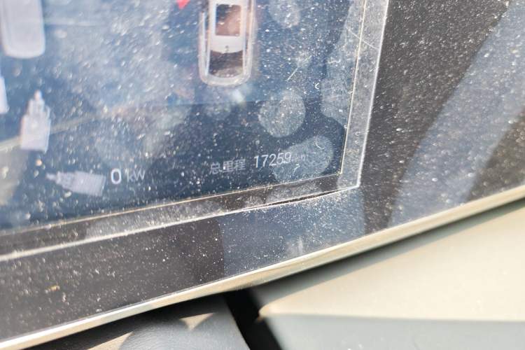 Used BYD Qin L 2025 DM-i Smart Drive 120KM Leading Model Odometer Close Up