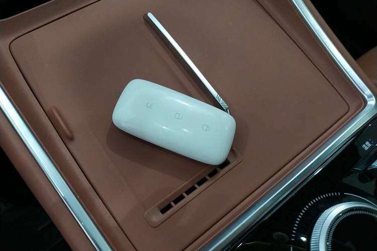 Used Geely Galaxy L6 2025 EM-i 140km Starship Edition
