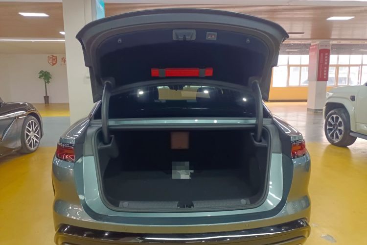 Used BYD Han L 2025 EV 701 km LiDAR Flagship Edition Trunk