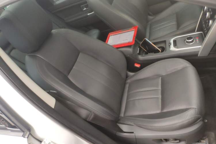 Used Land Rover Discovery Sport 2017 2.0T SE Right Front Seat