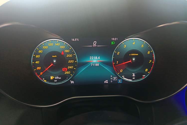 Used Mercedes-Benz GLC Coupe 2021 GLC 260 4MATIC Coupe SUV
