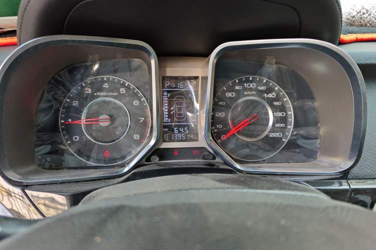 Used Zotye Domy X5 2017 Upgraded Model 1.5T CVT ZHANG GUI Version Instrument Cluster