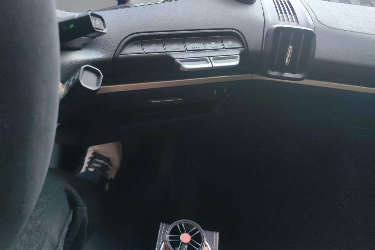 Used Baojun KiWi EV 2022 Artist Lite Edition Ternary Lithium