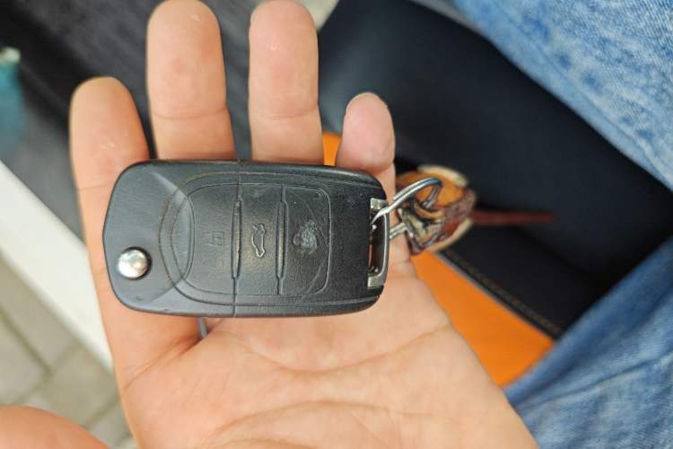 Used Baojun 310 2016 1.2L Manual Luxury Model Vehicle Key