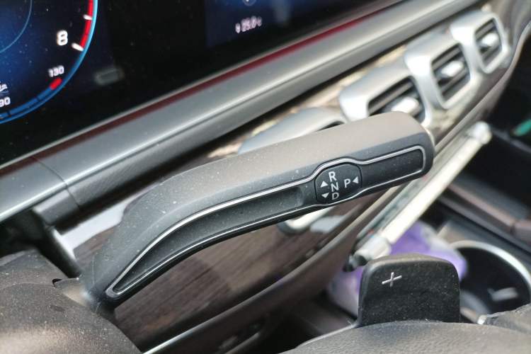 Used Mercedes-Benz GLE 2021 GLE 350 4MATIC Stylish Model Gear Lever