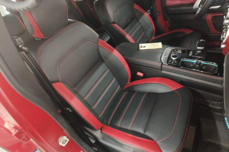 Used BAIC Off-Road BJ40 2023 2.0D Automatic Four-Wheel Drive Blade Hero Edition Adventurer Type (with Front and Rear Electronic Locks)