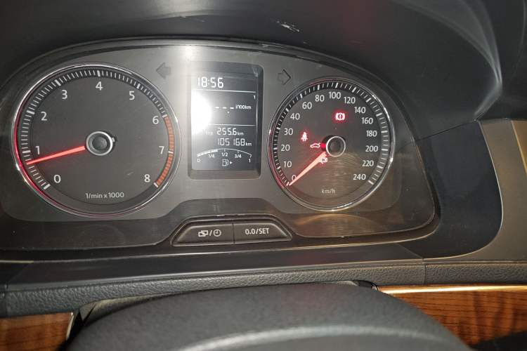 Used Volkswagen Lavida 2013 1.4TSI Manual Comfort Edition