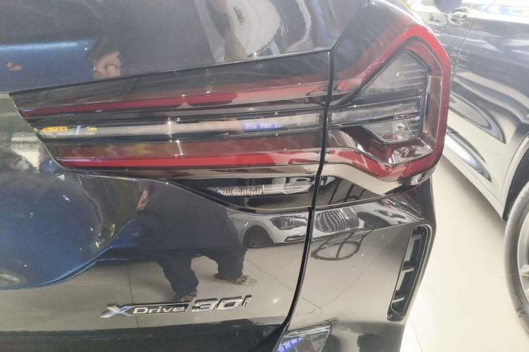 Used BMW X3 2023 xDrive30i Leading Model M Night Edition Package Right Rear Taillight