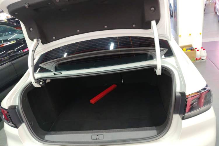 Used Peugeot 308 2016 1.6L Automatic Fashion Edition
