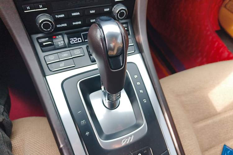 Used Porsche 911 2016 Carrera S 3.0T Gear Lever