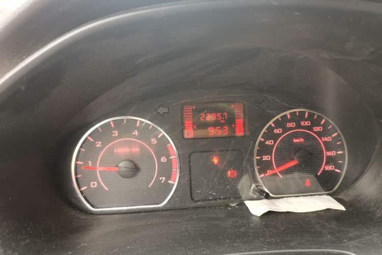 Used Wuling Hongguang V 2022 1.5L Jingqu Edition Electric-Assist LAR
