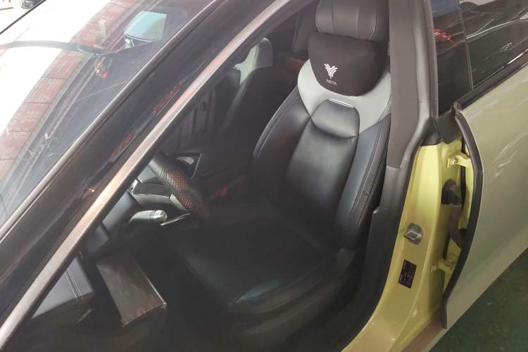 Used NETA S 2022 Extended-Range Version 1160 km Range Rear-Wheel Drive Mid-Grade
