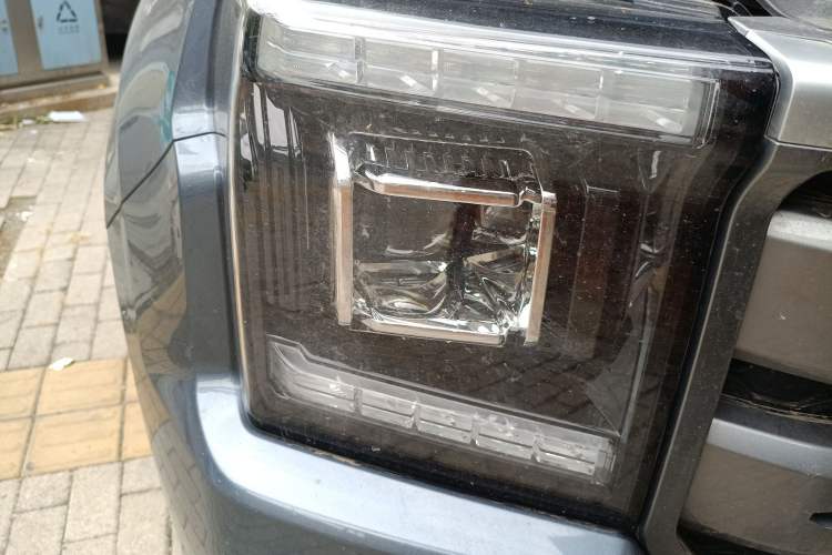 Used JMC DaDao 2023 All-Purpose 2.3T Diesel Manual Two-Wheel Drive Standard-Wheelbase Comfort Edition