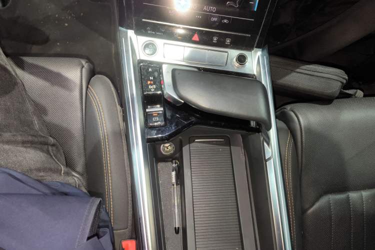 Used Audi e-tron 2021 50 quattro Luxury Edition
