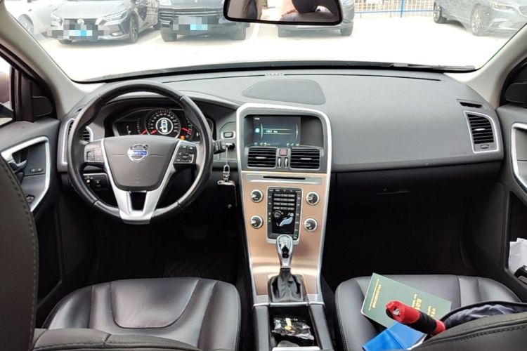 Used Volvo XC60 2017 T5 Smart Upgrade Edition