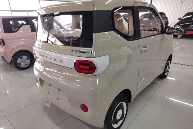 Used Wuling Hongguang MINIEV 2024 3rd Generation 215km Youth Edition Rear Right 45 Deg