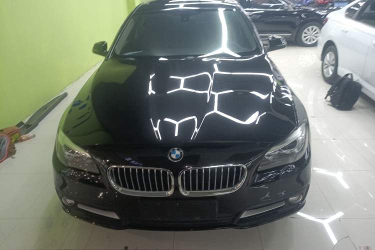 Used BMW 5 Series 2015 520i Elegant Edition Front