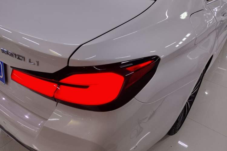 Used BMW 5 Series 2022 Second Facelift 530Li Leading Edition M Sport Package
